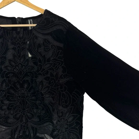 Anthropologie Velvet The Lainie Black Long-Sleeve Lace Cutwork Blouse M - Picture 8 of 13